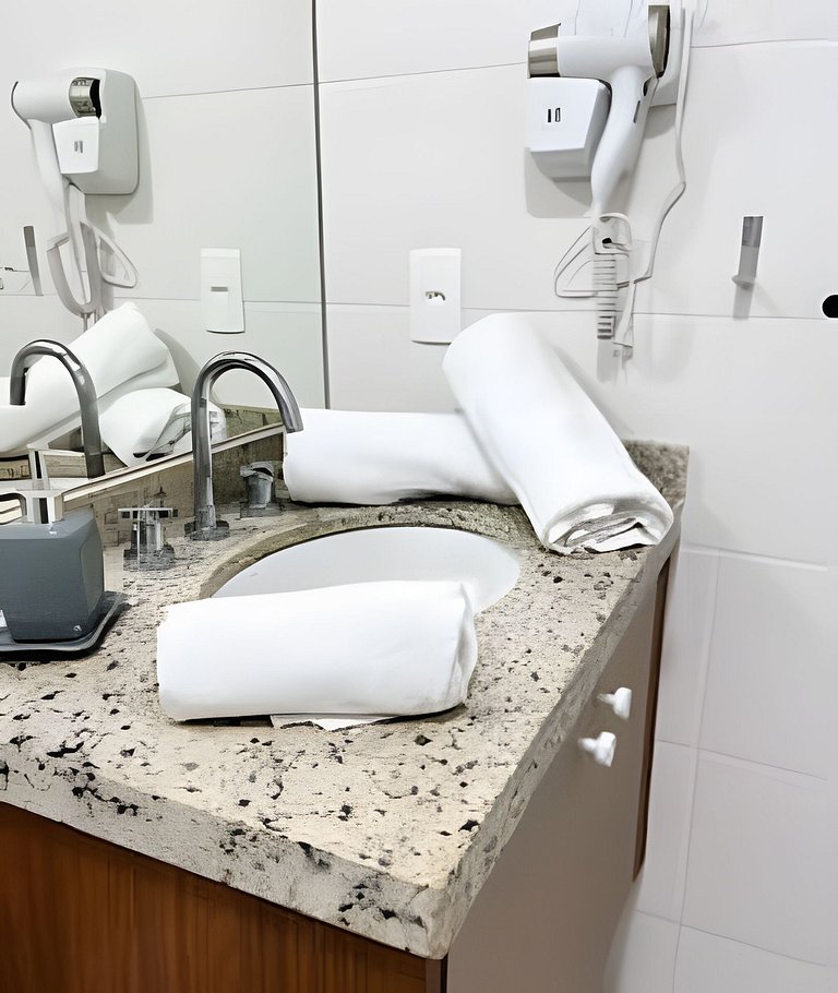 NOVO! Skylux Imponente com Piscina Aquecida e WIFI