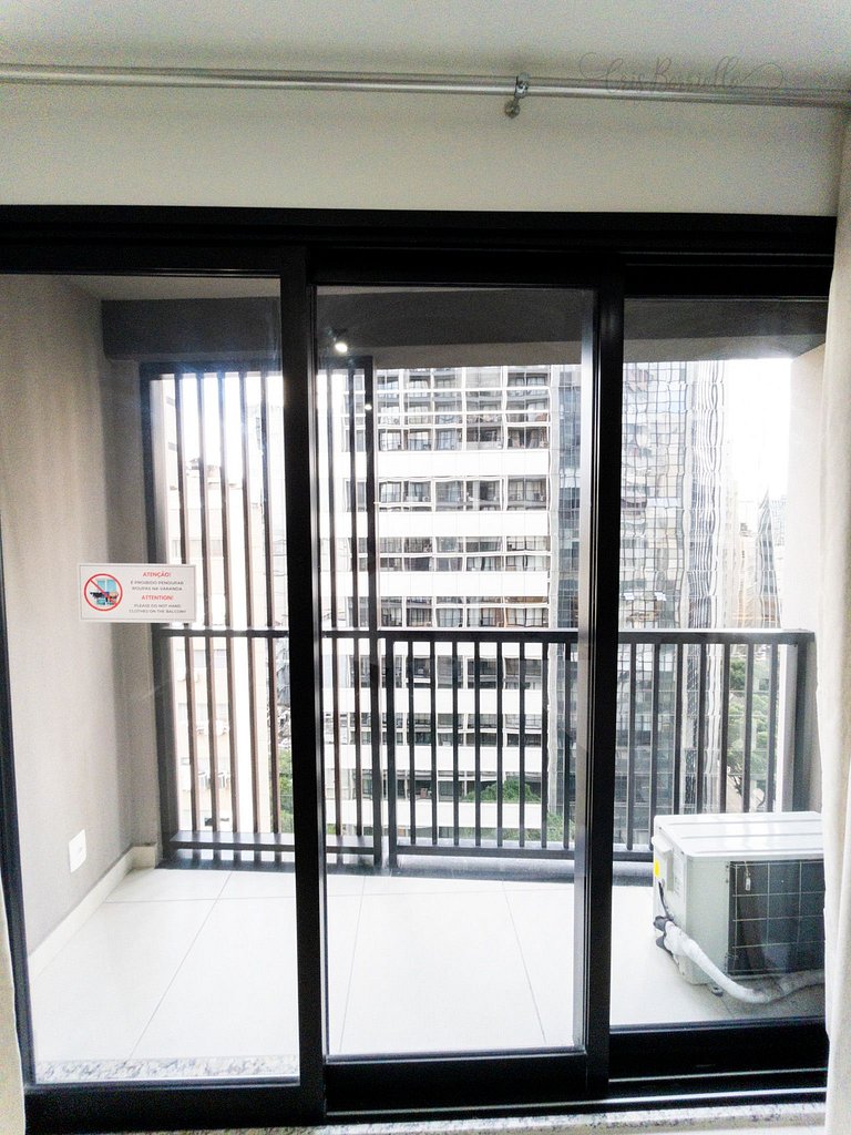 Taxa Inclusa-Studio Varanda+Piscina Aquecida+WIFI