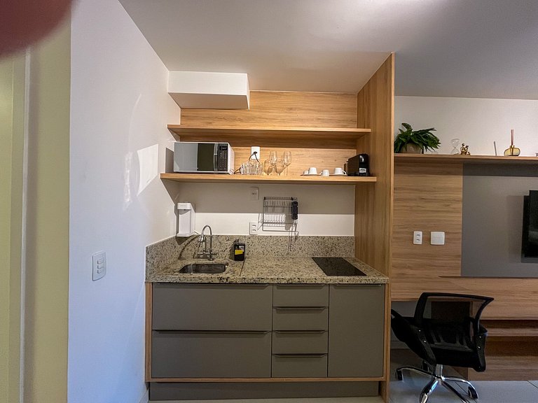 Studio Centro piscina aquecida em 6 x sem juros