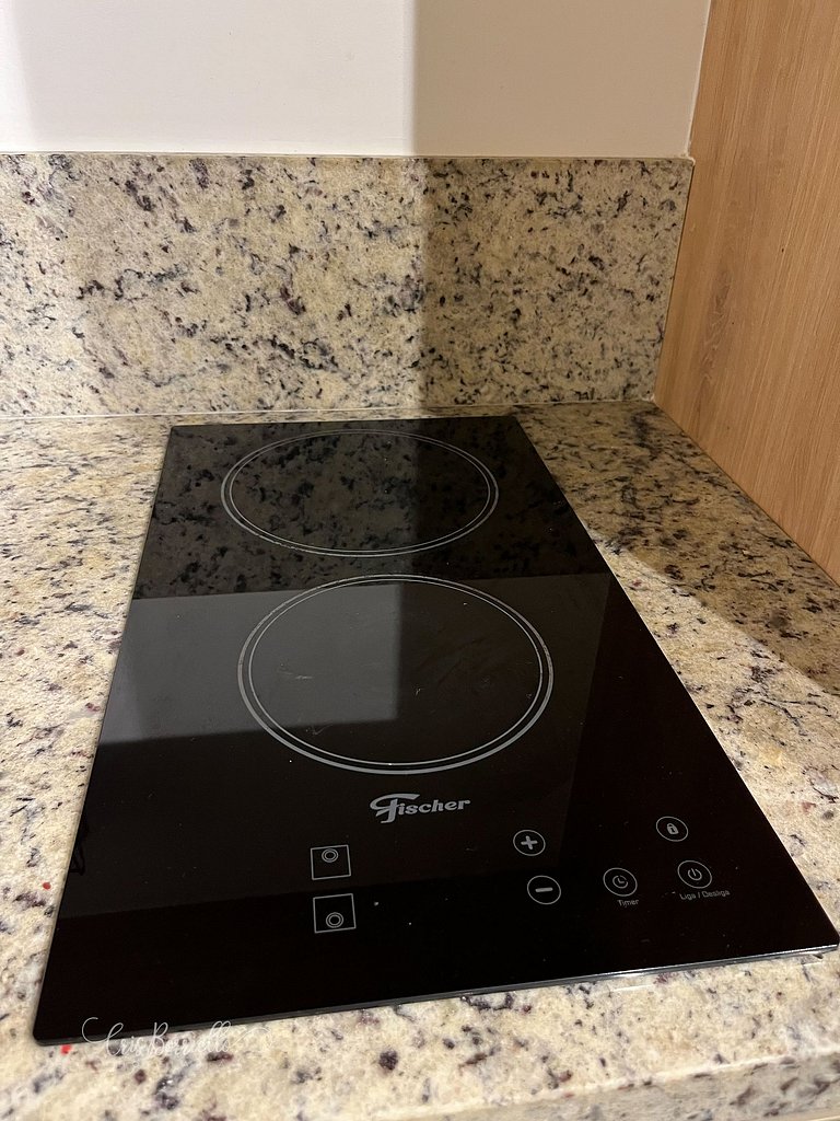 Studio com piscina aquecida em 6 x sem juros