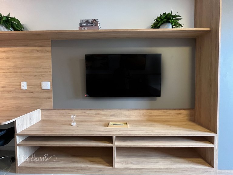 Studio com piscina aquecida em 6 x sem juros