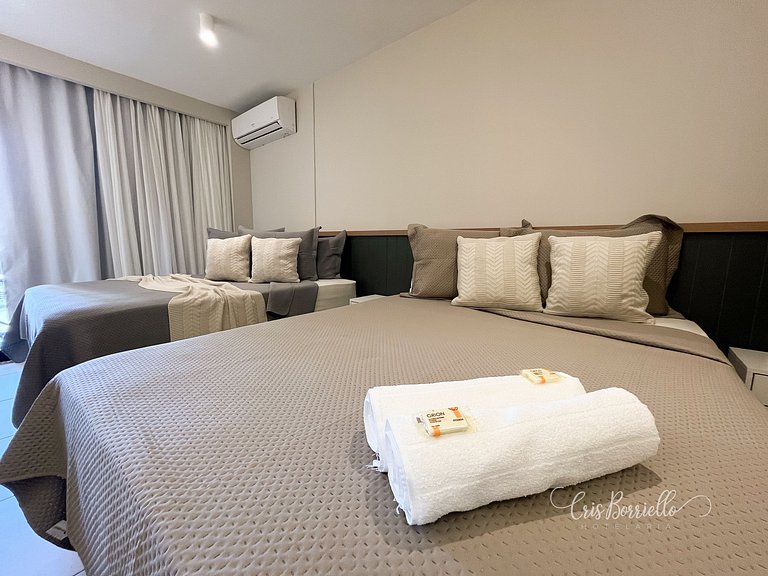 Studio central com piscina+wifi em 6X sem juros