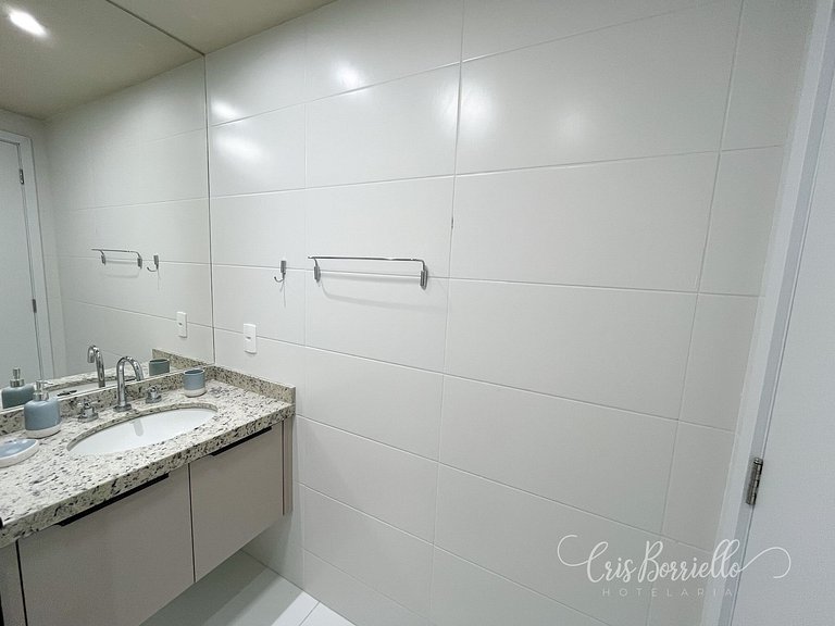 Estúdio Centro do Rio + Wifi + Piscina Aquecida Novíssimo