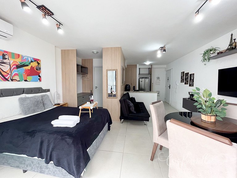 Exclusivo! Novíssimo c/ Piscina Aquecida + WiFi