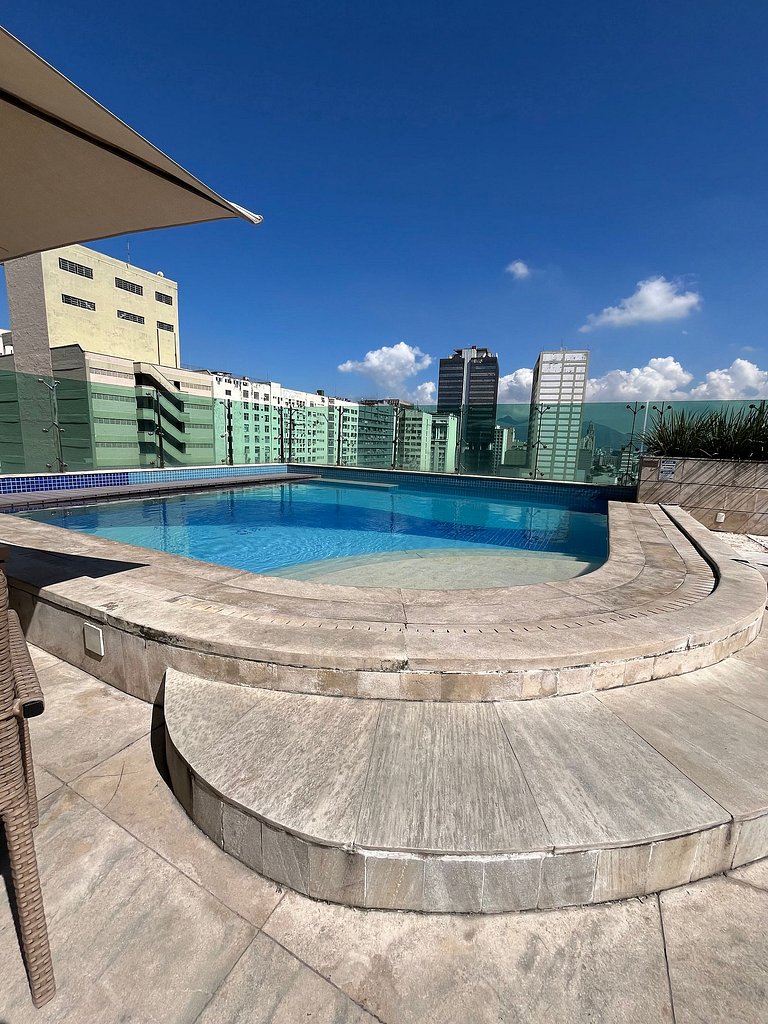 Lindo apartamento completo + piscina com vista