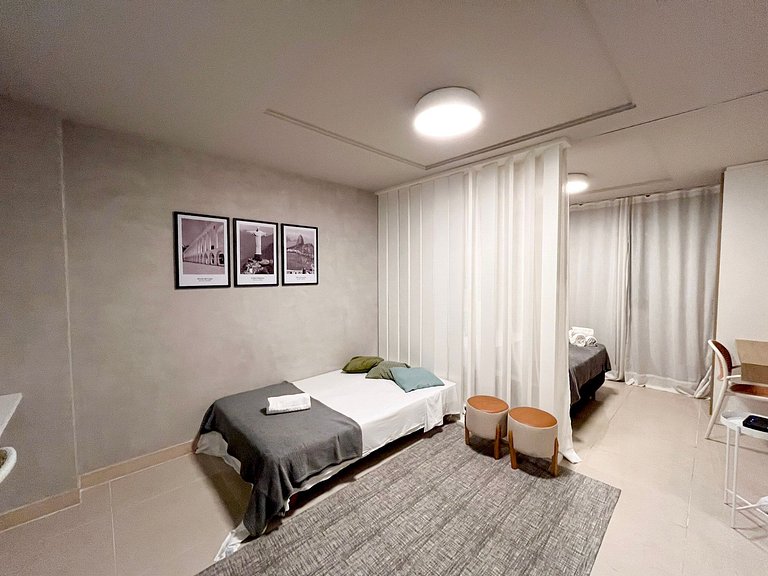 Estúdio amplo com piscina centro do rio