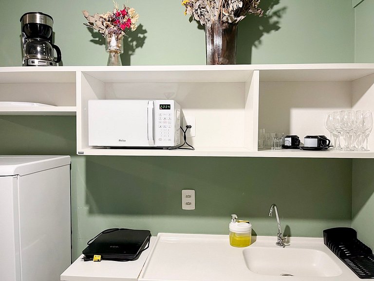 Estúdio amplo com piscina centro do rio