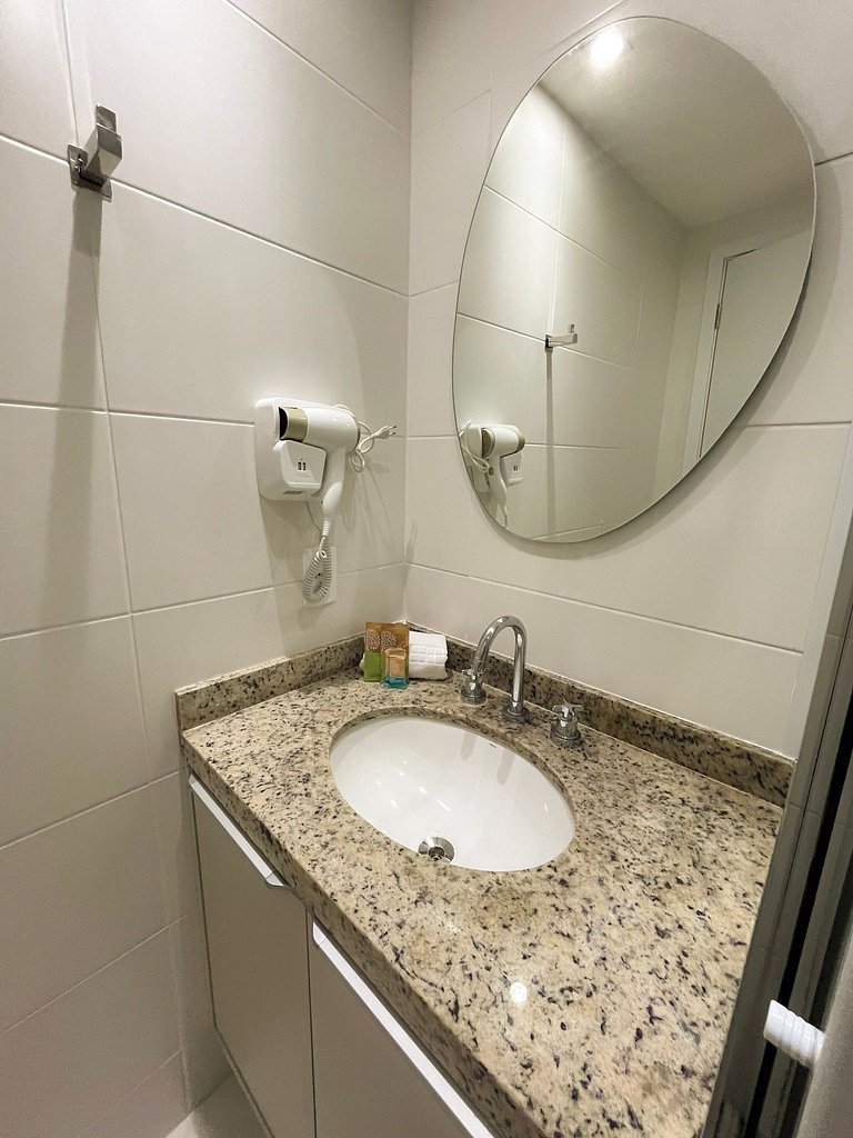 Preferido! Estúdio moderno com piscina