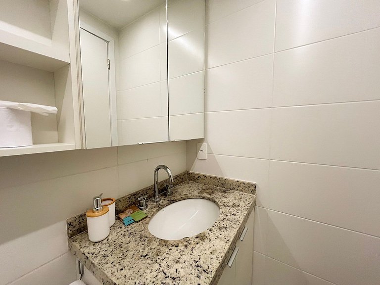 Estudio novíssimo + piscina panorâmica!