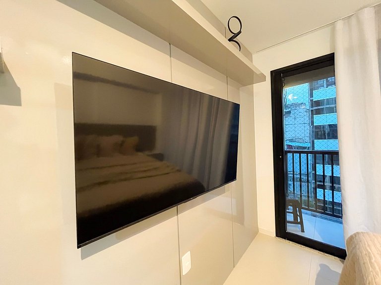 Estudio novíssimo + piscina panorâmica!