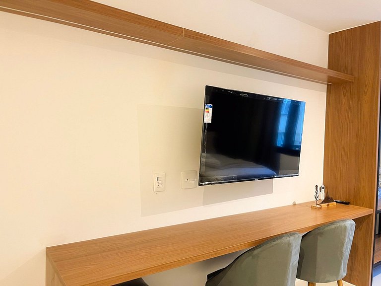 Estúdio com piscina no coração da cidade