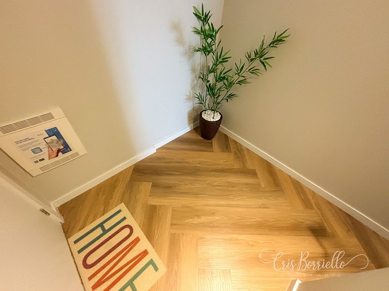 Estudio amplo com piscina e varanda