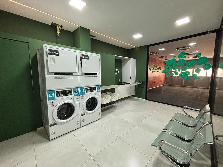 Studio perto da Colombo com piscina e vista