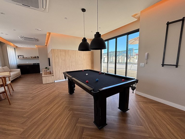 Studio equipado com Piscina espaço histórico.