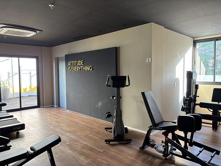 Studio equipado com Piscina espaço histórico.