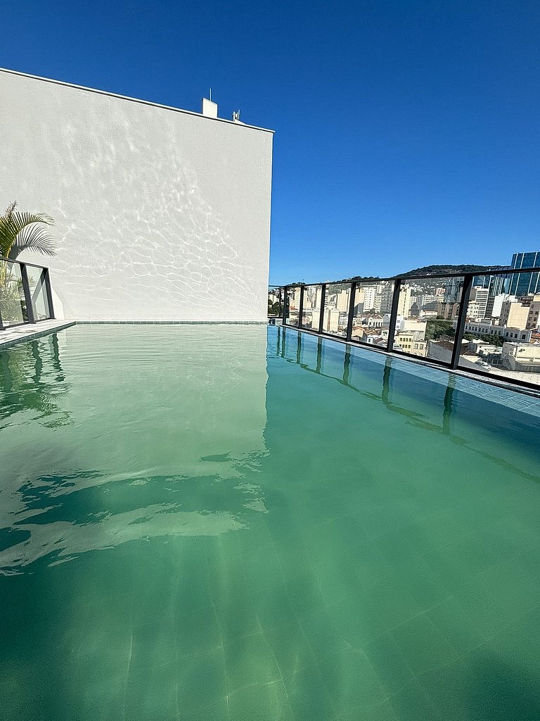 Studio equipado com Piscina espaço histórico.
