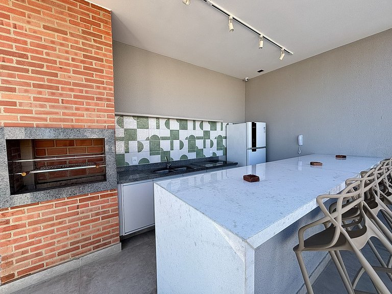 Studio equipado com Piscina espaço histórico.